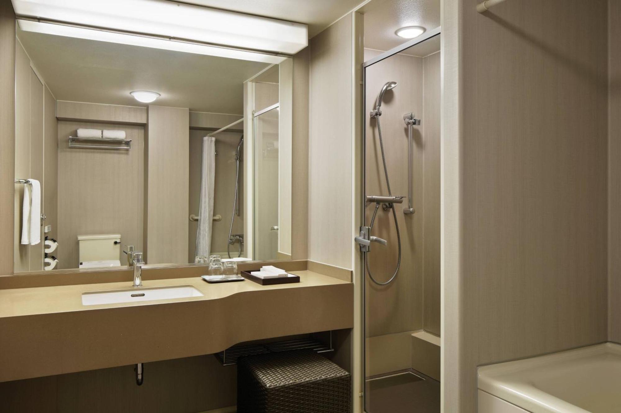 Twin Room Shower Club Floor,1643155780:JPEG